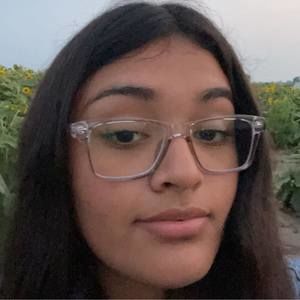 Meet your Posher, Lydia